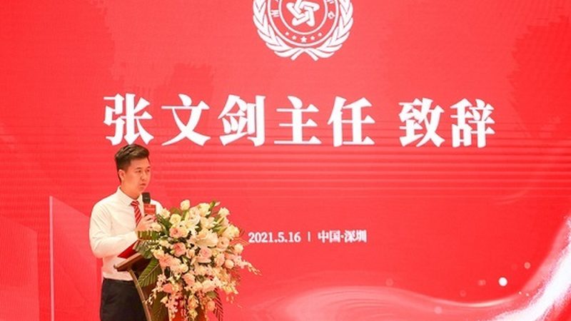 短视频拍摄三脚架品牌推荐
